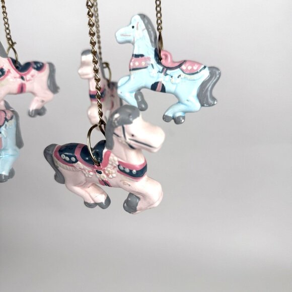 House Of Lloyd 1988 Carousel Horse Mobile Pink & Blue Pastel Vintage Nursery Dec - Picture 2 of 6